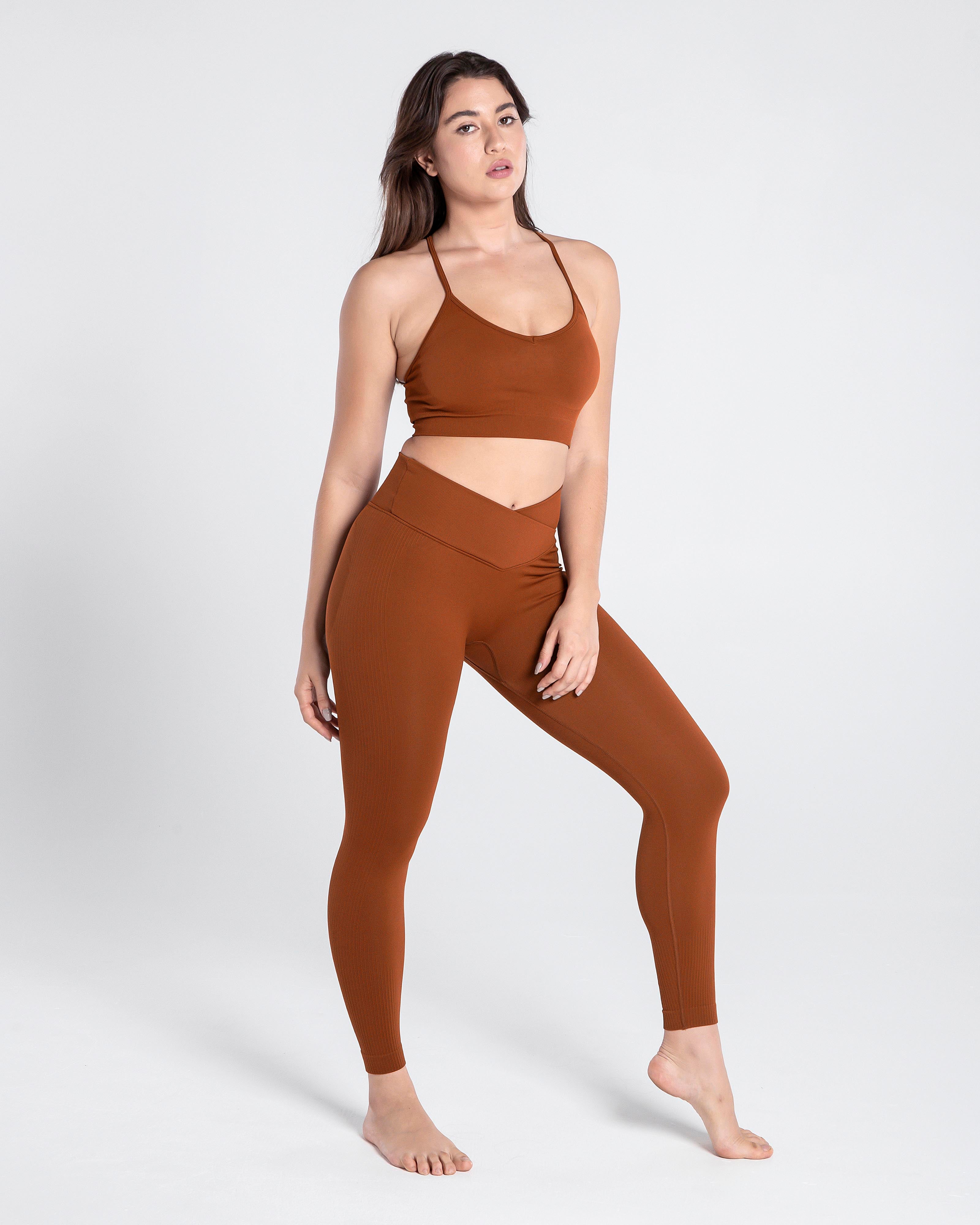 Premium Seamless Crossover Leggings - Cosmolle