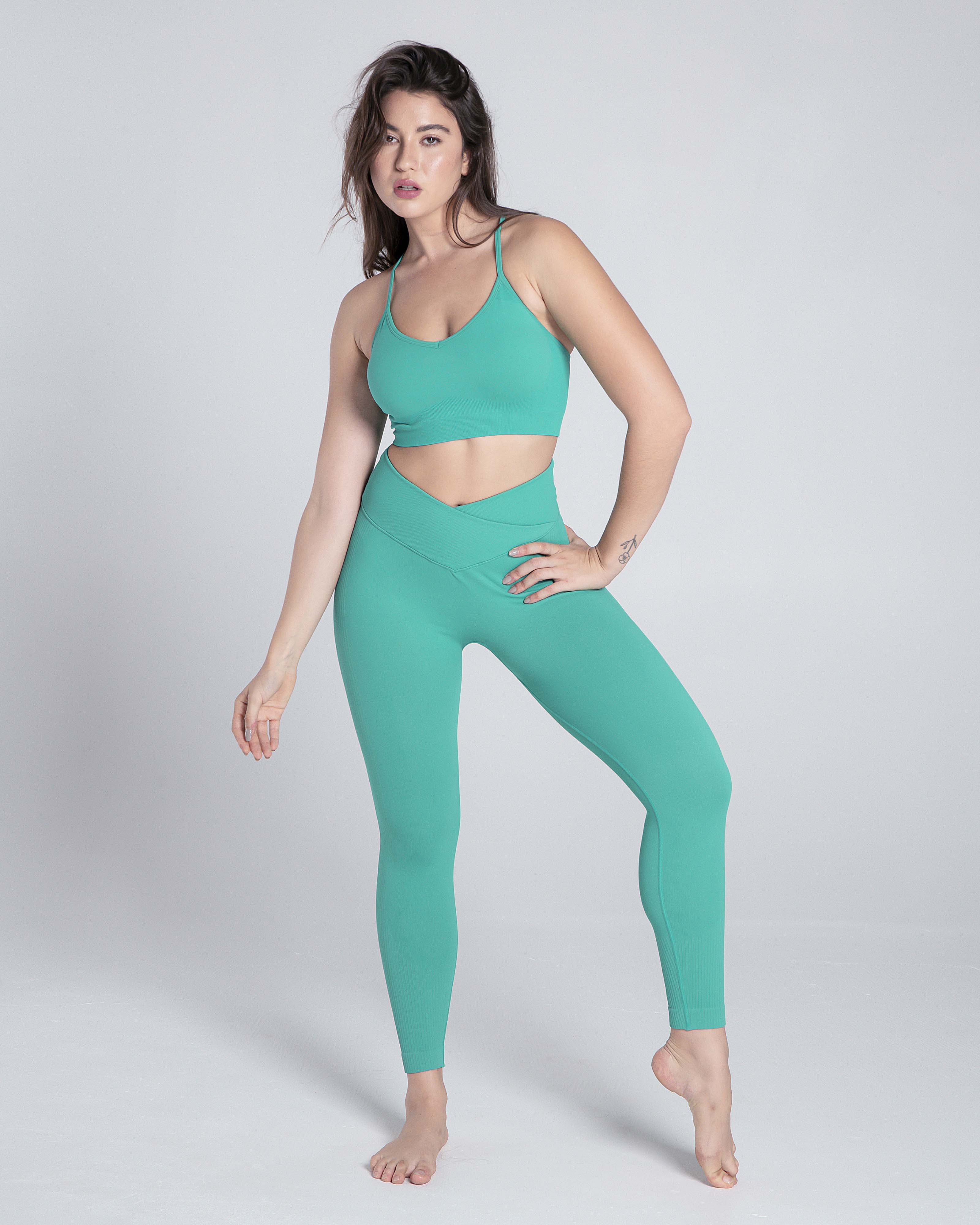 Premium Seamless Crossover Leggings - Cosmolle