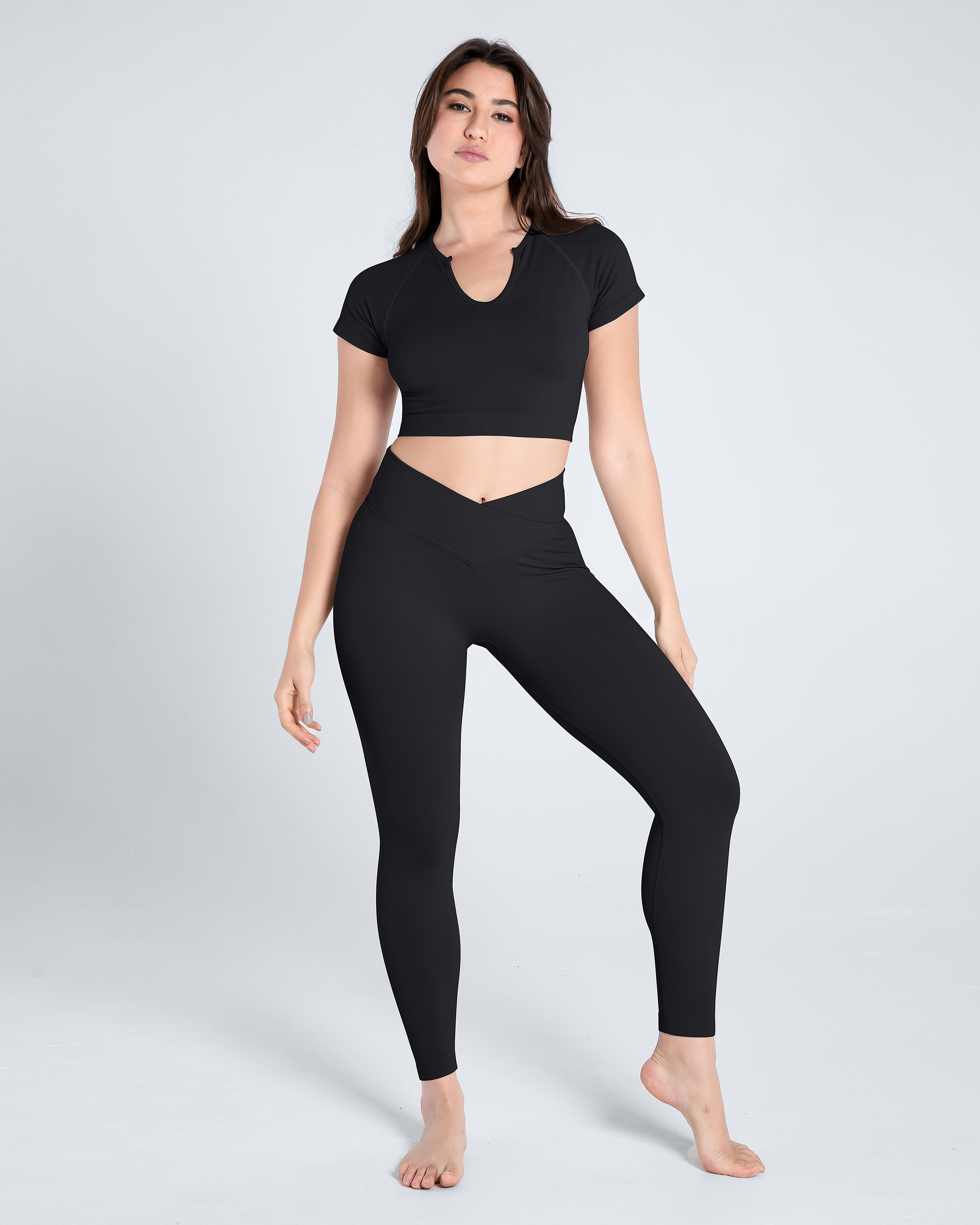 Premium Seamless V-neck Crop Top - Cosmolle