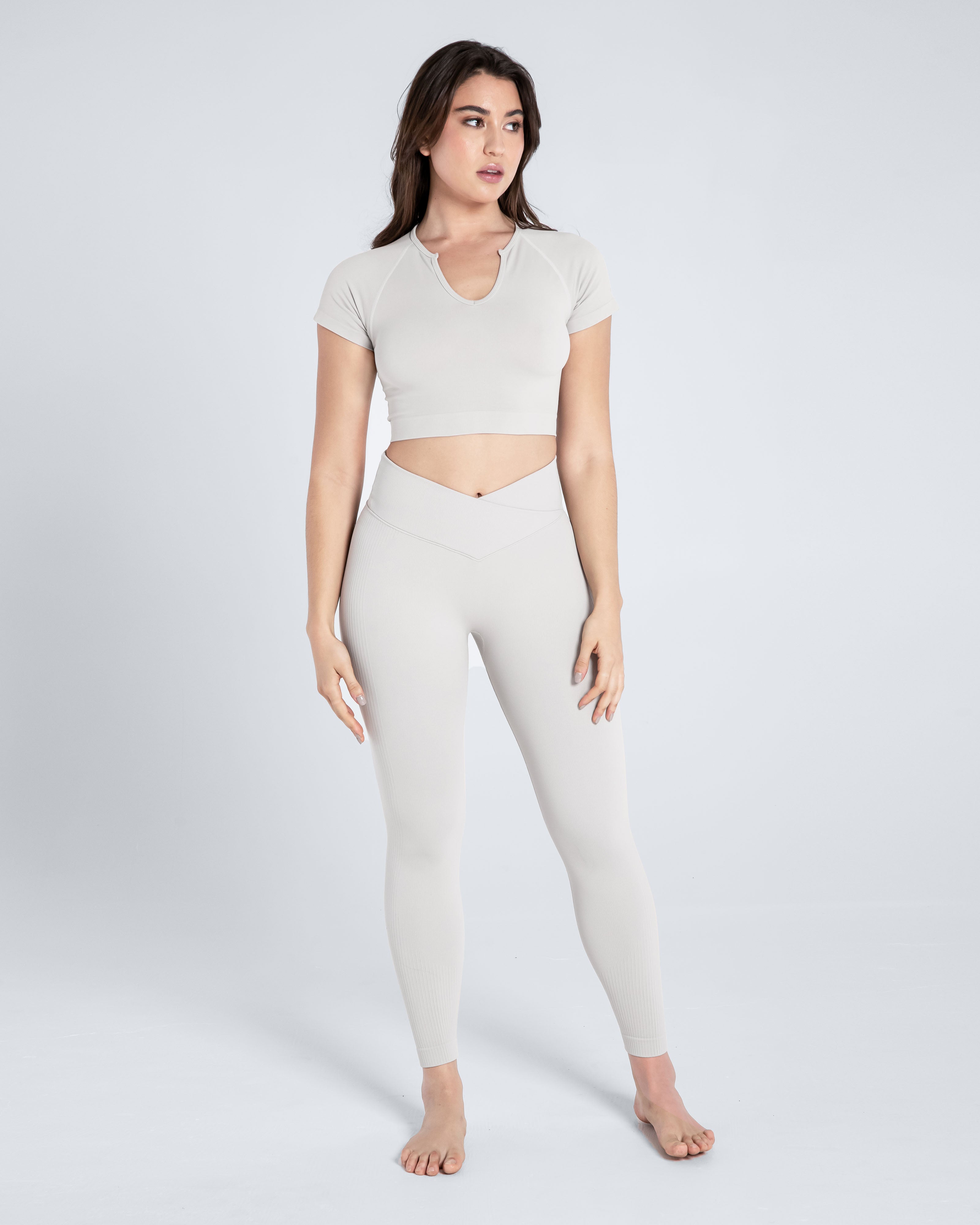 Premium Seamless V-neck Crop Top - Cosmolle