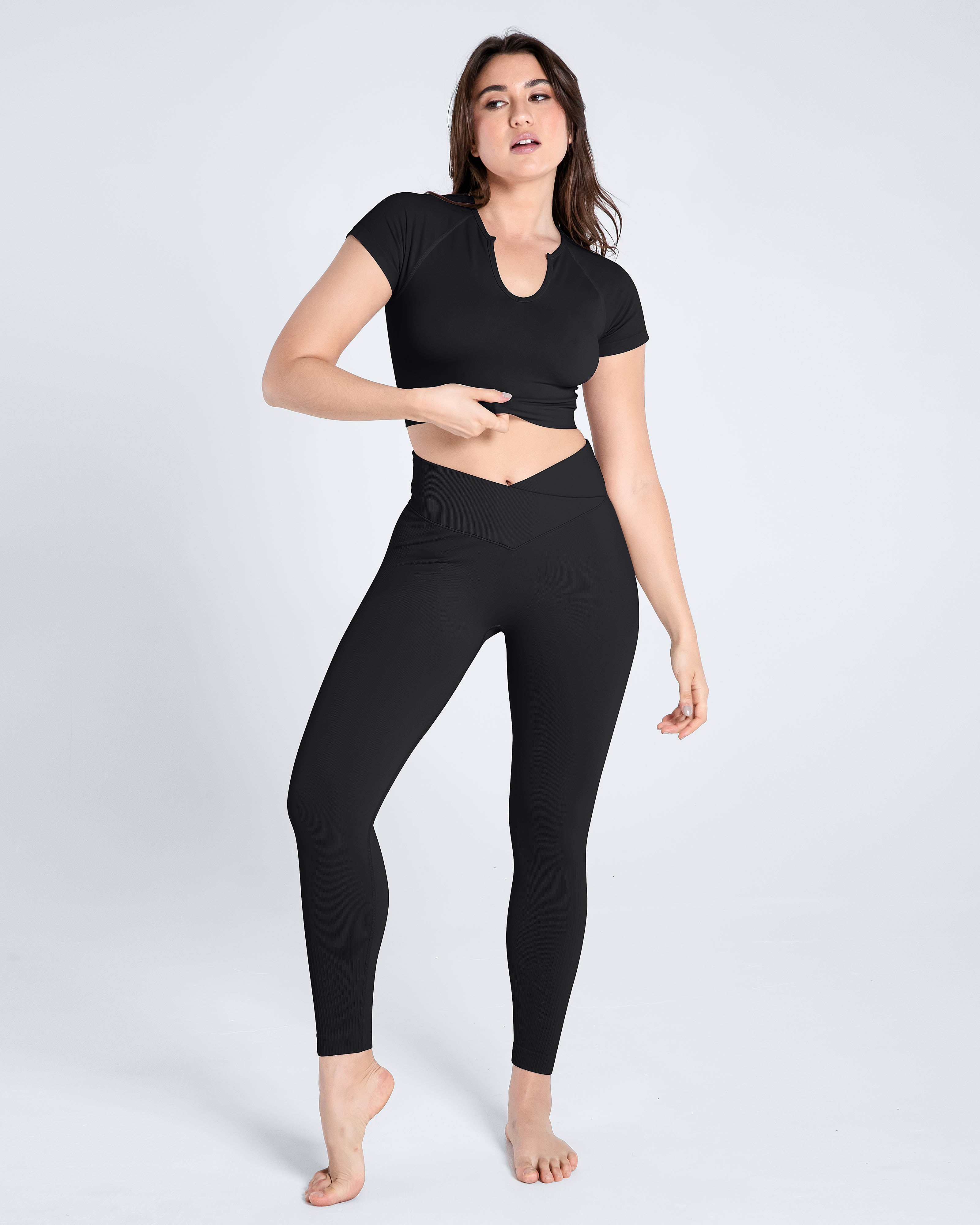 Premium Seamless V-neck Crop Top - Cosmolle